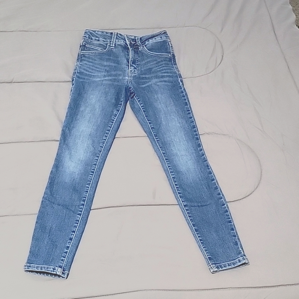 Maurices, size 2 short, everflex, high-rise, skinny